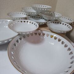 KOWA FINECHINA ホワイトシャルマン透かしハート模様　大鉢２小鉢１０の画像