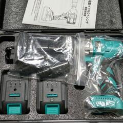 新品 電動インパクトレンチ 充電式 コードレス タイヤ交換 ナット バッテリー2個付きの画像