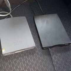 【フロッピー】【CDR】【未使用】【未開封有】フロッピー計46枚 lotus等　USBフロッピードライブ2点の画像