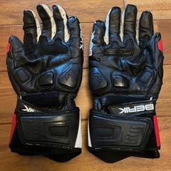 BERIK レーシンググローブの画像