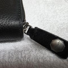 美品　ブルガリ　オクト　ラウンドジッブ長財布の画像