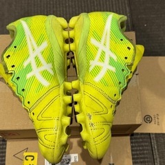 完売カラーULTREZZA 3 JR GS ジュニア サッカースパイク21.0 の画像