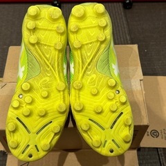 完売カラーULTREZZA 3 JR GS ジュニア サッカースパイク21.0 の画像