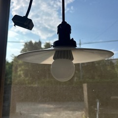 【昭和レトロ風　傘付き照明】の画像