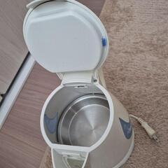 電気ケトルの画像