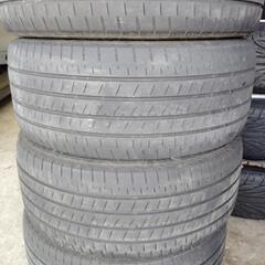 ブリヂストン BRIDGESTONE 235/45ZR18 4本　5分山　2017年29週前後　まだまだ使えます。の画像