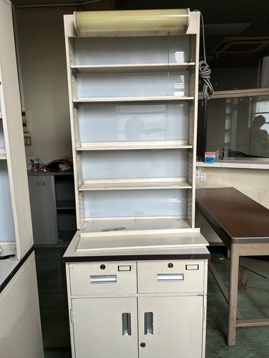 調剤棚　引き取りのみ