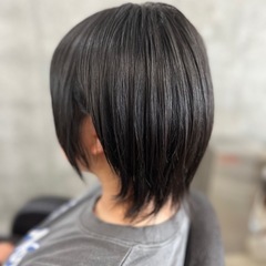 ヘアカラー　2000円