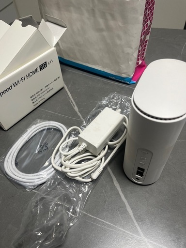 UQ WiFiルームルーター