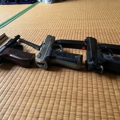 10歳以上向け　モデルガンの画像