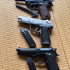 10歳以上向け　モデルガン