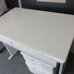 サンプル品　未使用/新品　ワークデスク　学習机　木製の画像