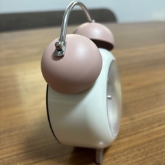 目覚まし時計の画像