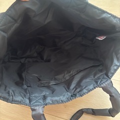 モスバーガートートバッグの画像