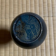 菊の紋花瓶の画像