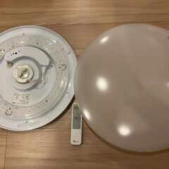 LEDシーリングライト(8-10畳用・リモコン付)の画像
