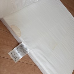 西川リビング　ベビー布団の画像