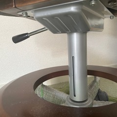 カリモク　椅子の画像