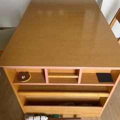 長さ調整可能　テーブルの画像