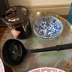 フライパン♦️ラーメン皿♦️コップ琉球グラスガラス♦️おたま湯のみの画像