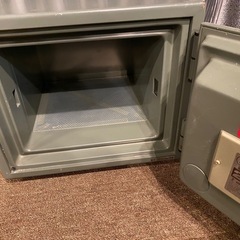 耐火性金庫　の画像