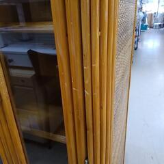 ラタン食器棚(一部剥がれあり)　84715の画像