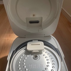 炊飯器の画像