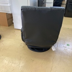 ニトリ　ヒジツキカイテンコイルザイスジャックの画像