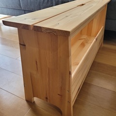IKEA ベンチ　クッション付きの画像