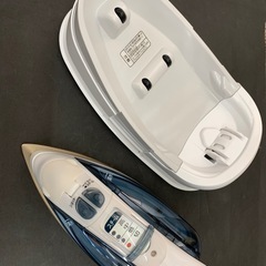 【美品】SANYO スチームアイロンの画像
