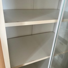 食器棚の画像