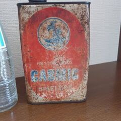 アンティーク缶の画像