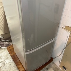 激安★MITSUBISHI 三菱 ミツビシ MR-P15W-S 2013年 冷蔵庫シルバーの画像