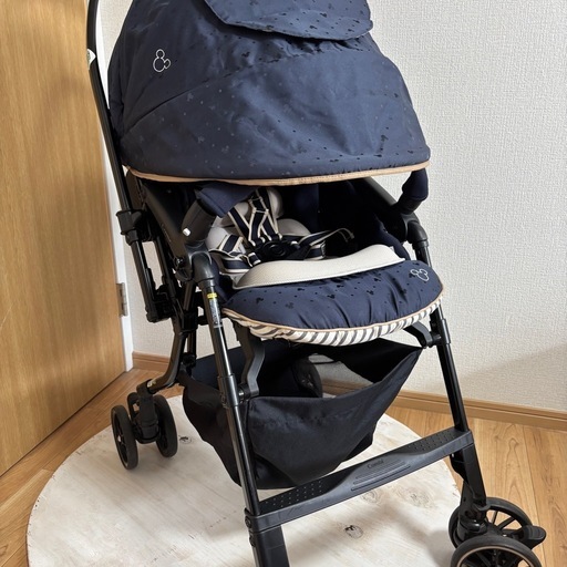 Combi ベビーカーミッキーマウス (YR♥︎) 内部のベビー用品