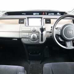 自社ローンは選べる車種が少ない！乗りたい車が対象外！そんな経験があるあなたへ！【オトロン大垣店】にお任せください！/ホンダ ステップワゴン 　Ｇ　Ｌパッケージの画像