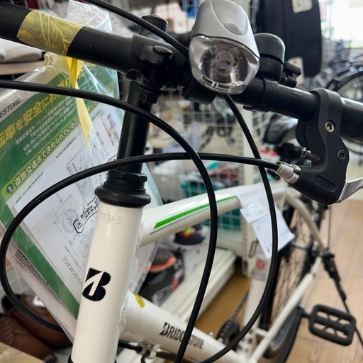 リユースのサカイ東金店 BRIDGESTONE クロスバイク 白 27インチ TJ13158