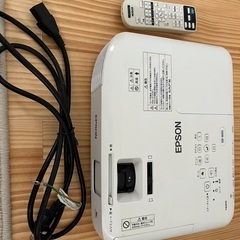 EPSONプロジェクターEB-WO5の画像