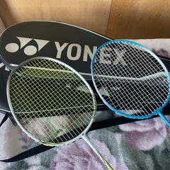 バドミントン ラケット 中古品 YONEX1本 メーカー名無し1本の画像