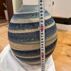 花器　壺　お花の画像