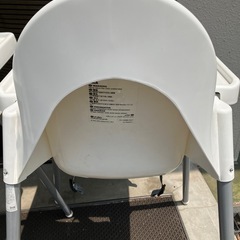 IKEA キッズチェア　2脚　テーブル付き※飲食店で使ってましたの画像