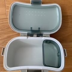 MEIHOエサ箱　魚釣りの画像