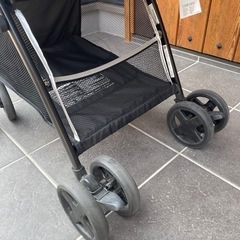 Joie スマバギベビーカーの画像