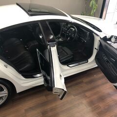 BMW６シリーズ　６４０i グランクーペ 　Mスポーツ　後期モデル　コンフォートパッケージ　運転席助手席シートクーラー＆シートヒーター / 後席左右独立シートヒーター / チルト機能付きガラスルーフ / 前ドア後ろドアソフトクローズドア の画像