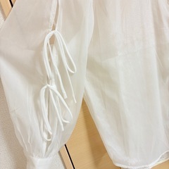 透け感ホワイトシャツ　XL sizeの画像