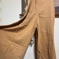 サロペットの画像