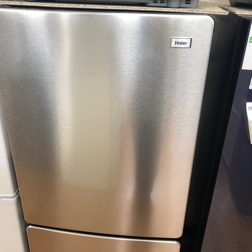 安心の1年保証付　Haier 2ドア冷蔵庫　2024年製　148L  取りに来れる方限定！
