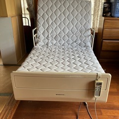 電動リクライニングベッドの画像