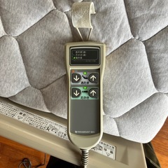 電動リクライニングベッドの画像