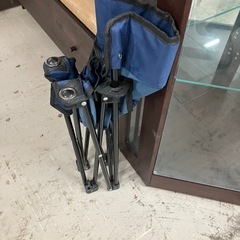 ☆値下げ☆H2507-253 Upland 折りたたみイス ネイビー 中古の画像