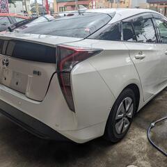 TOYOTA PRIUS A PREMIUM の画像
